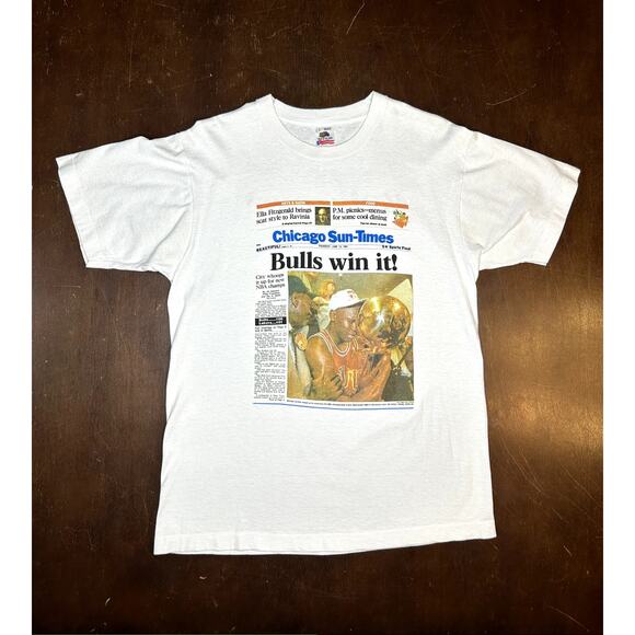 VTG 1991 NBA Chicago Bulls Michael Jordan Newspaper Print Shirt - Picture 13 of 14